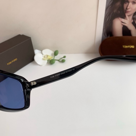 Tom Ford Fashion Sunglasses Unisex Lightweight Eyewear ✨ - Picture 6 of 8